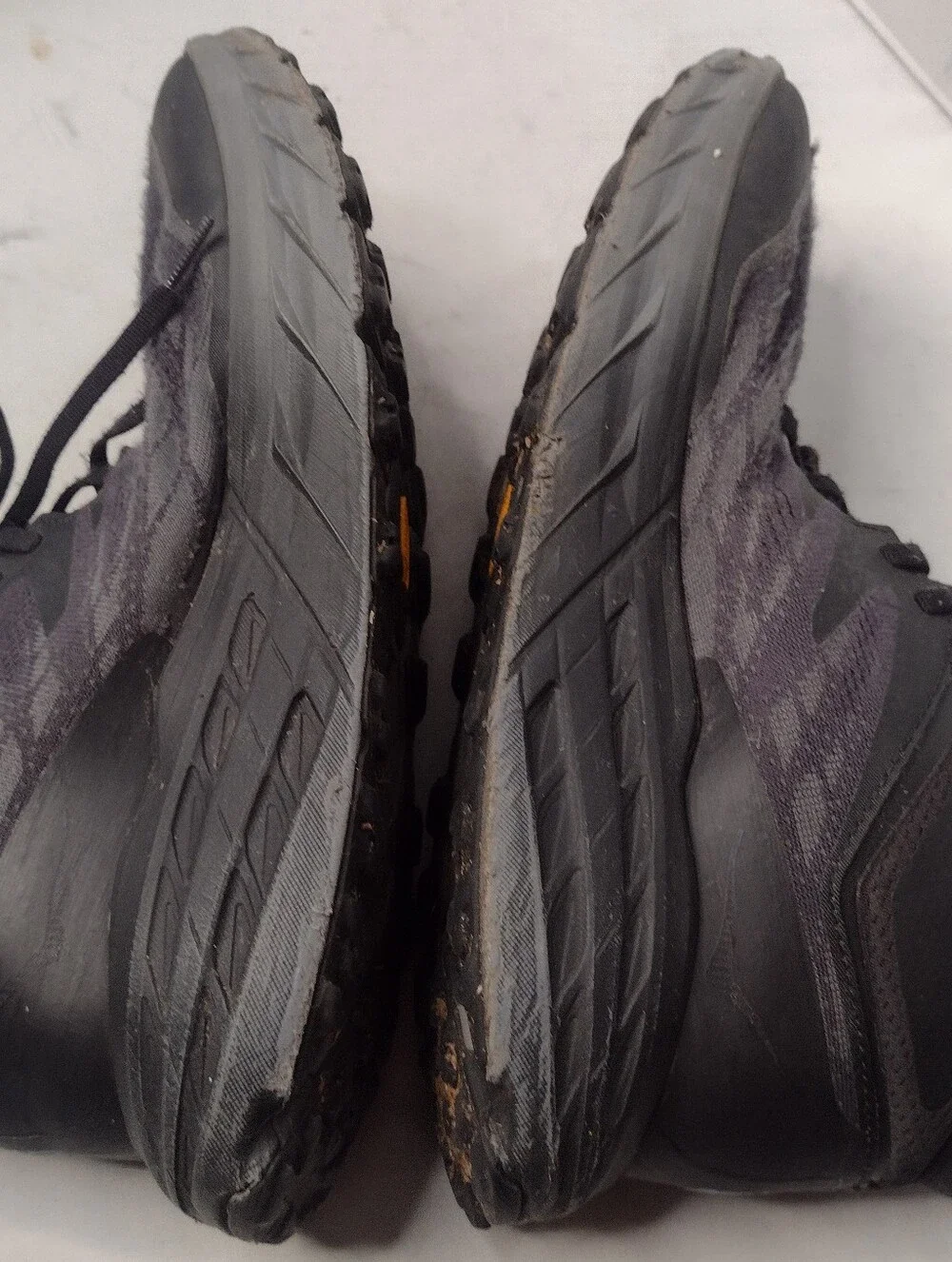 Hoka Speedgoat Speed Goat SG 5 V MID GTX Gore Tex Size 11.5  Men's Black C